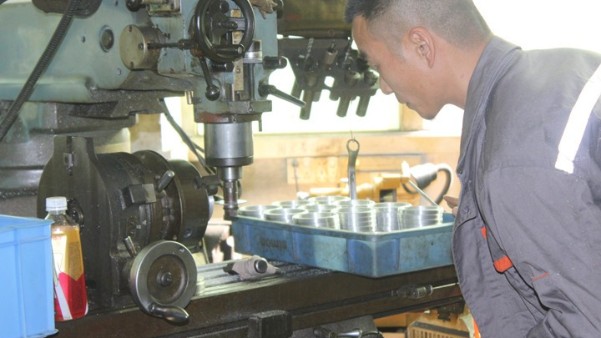 機械設備零件加工找哪家更好？就找長鴻精密