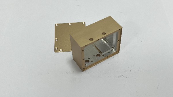 鋁合金CNC加工的原理與優(yōu)點是什么？